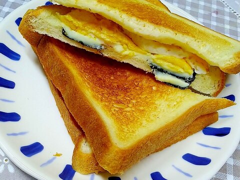 一度は食べてほしい♡海苔入りホットサンド